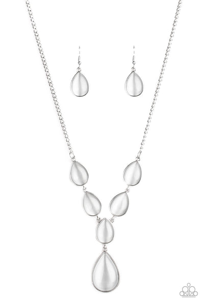 Paparazzi Dewy Decadence White Necklace