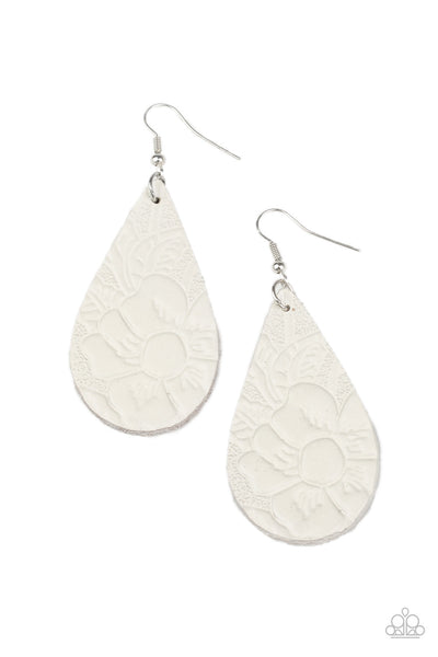 Paparazzi Beach Garden White Earrings